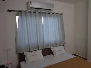 Oyo 36211 Hotel Padma Palace Ujjain Zewnętrze zdjęcie