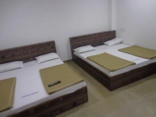 Oyo 36211 Hotel Padma Palace Ujjain Zewnętrze zdjęcie